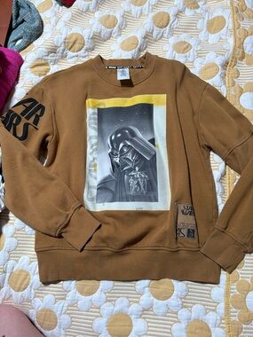 NWOT Star Wars Brown Crewneck Sweatshirt with Darth Vader